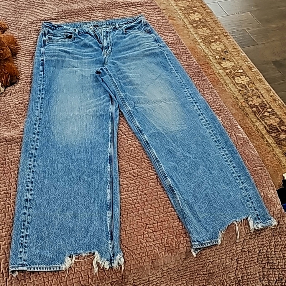 American Eagle Dreamy Drape jeans